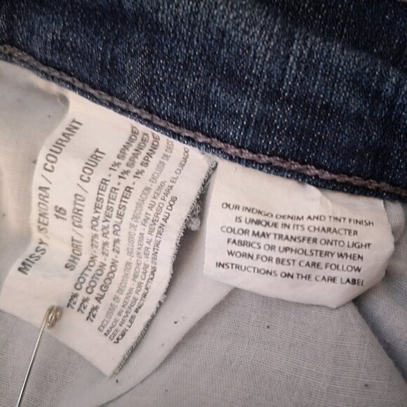 Gloria Vanderbilt Amanda Ladies Size 16 Short Medium Wash Zipper & Button Jeans - Picture 10 of 13